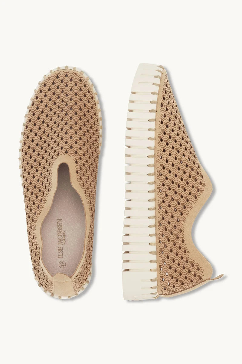 Latte Platform Tulip Flats